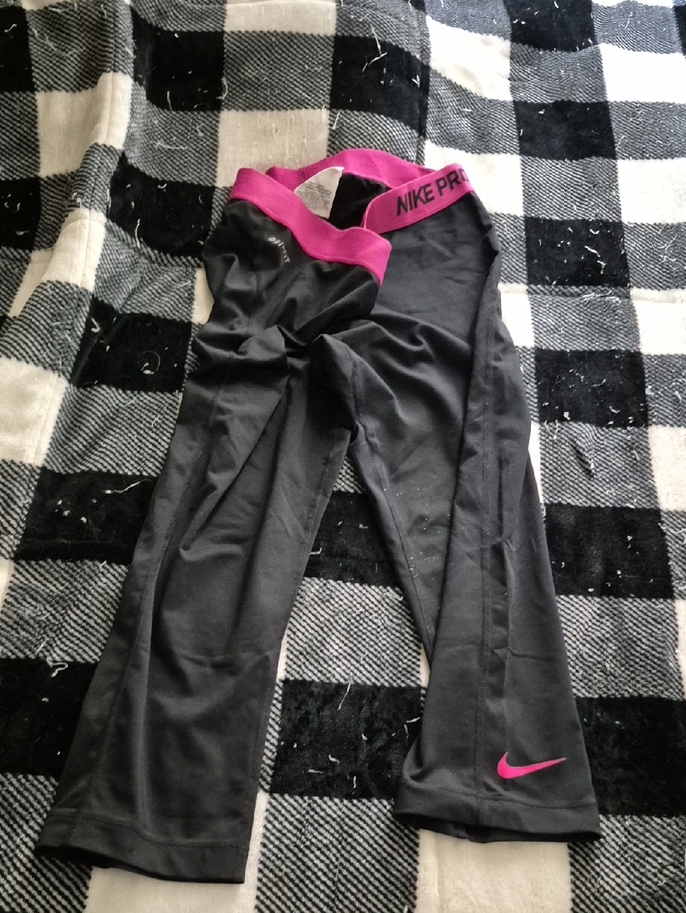 Nike Black Leggings with Pink Waistband and Pink Swoosh